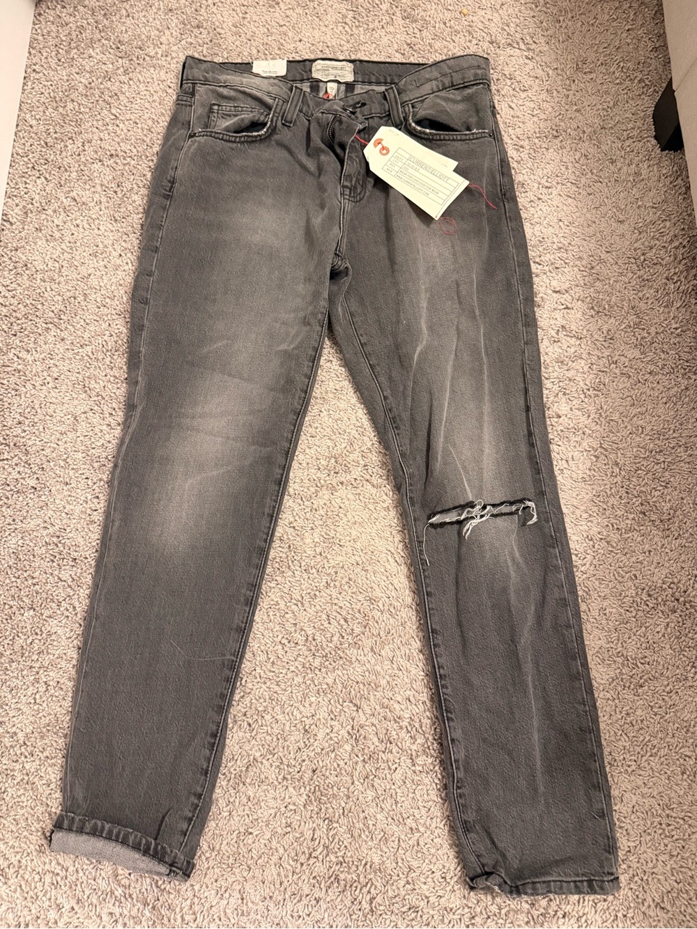 Current/Elliott Washed Gray Boyfriend Jeans with Knee Rip
